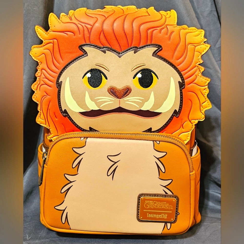 NWT Zouwu from The Crimes of Grindelwald Loungefly